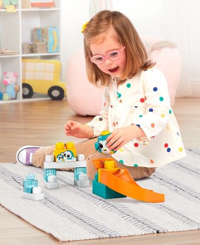 Mega Bloks, Klocki A kuku, zjeżdżalnia i pingwinek, zabawka dla maluchów