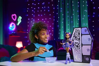 Monster High, Straszysekrety, Clawdeen Wolf - seria błyszcząca, lalka z akcesoriami
