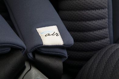 Chicco, Seat2fit i-Size Air, fotelik samochodowy, Ink Air, 45-105 cm