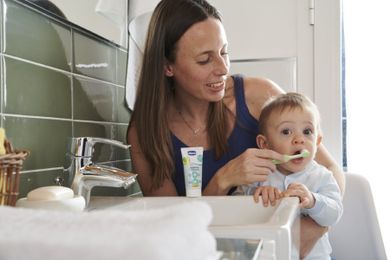 Chicco, pasta do zębów o smaku jabłkowo-bananowym, bez fluoru, 6m+, 50 ml