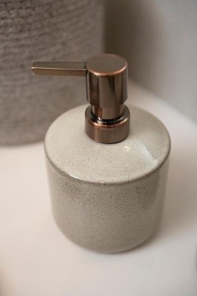 Fanni K, ceramiczny dozownik na mydło, Luode, 400 ml