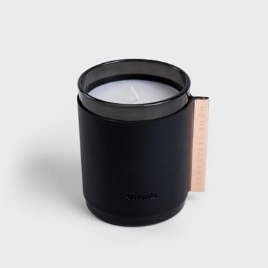 Homla, Sleek Leather, świeca zapachowa, Amber Musk, 225 G