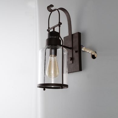 Lampa ścienna, kinkiet, latarnia