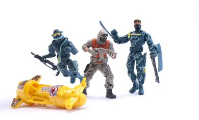 Lanard, Zestaw bojowy, 3 figurki i pojazd