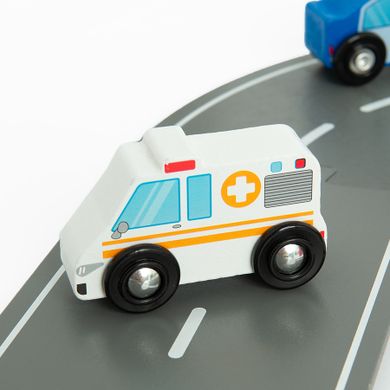 Smiki, Miasto, drewniany tor samochodowy