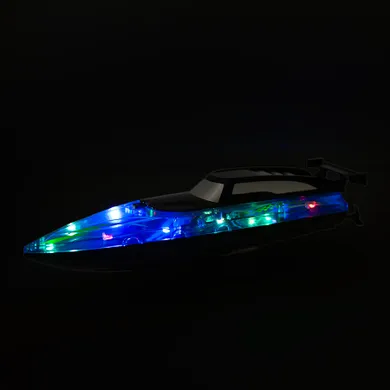 Smiki, motorówka wodna, pojazd zdalnie sterowany