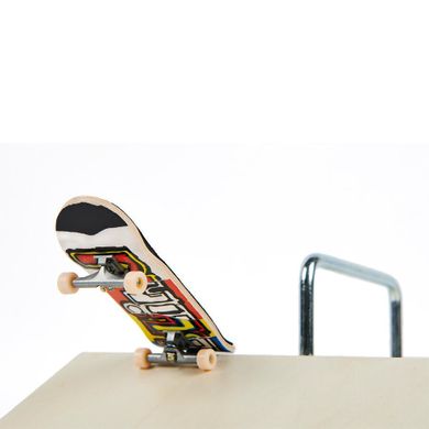 Tech Deck, drewniana rampa + deskorolka