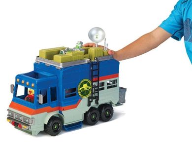 Ben 10, Gruchot, Kosmiczne Centrum Dowodzenia, transformujący pojazd, kamper