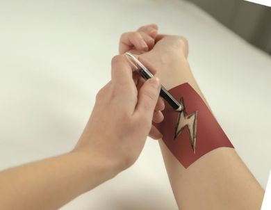 Clementoni, Harry Potter, Magiczne tatuaże, brokat, szablony, pędzelek, zestaw kreatywny