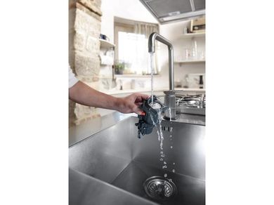 DeLonghi, ekspres ciśnieniowy, ECAM 23.260.B