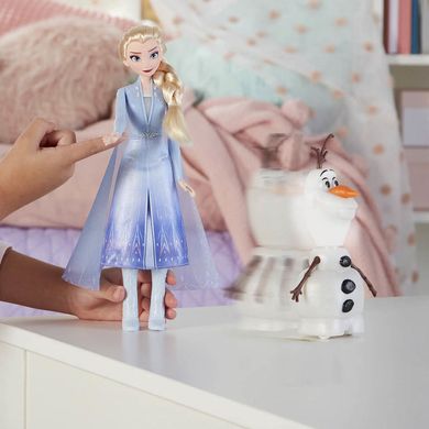 Kraina Lodu 2, Elsa i Olaf, zestaw interaktywny, lalka i figurka