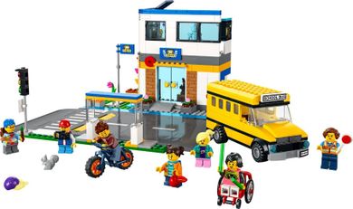 LEGO City, Dzień w szkole, 60329