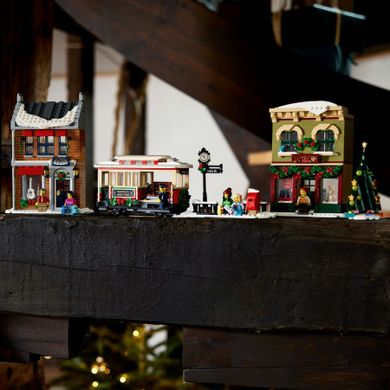 LEGO Icons, Świąteczna Główna Ulica, 10308