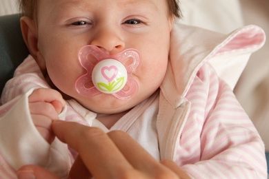 MAM, Start, smoczek uspokajający, różowy z królikiem, 0-2m
