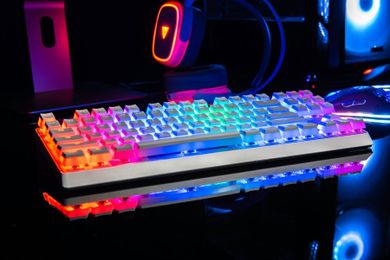 Modecom, Volcano Lanparty, Pudding Edition, klawiatura mechaniczna, biała RGB, niebieski przełącznik