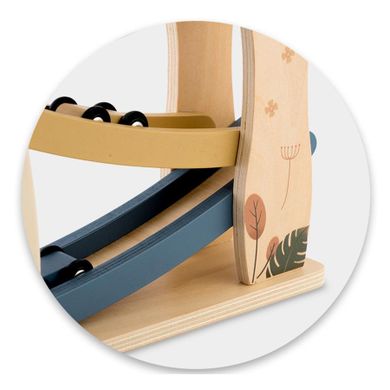 Nukido, drewniana zjeżdżalnia z samochodzikami