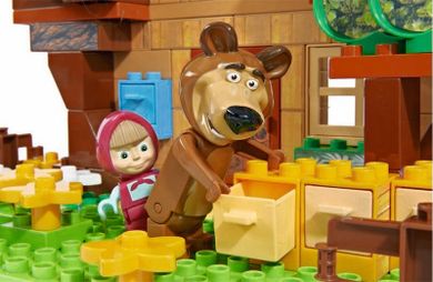 Simba, Masza i Niedźwiedź, Domek Miszy, klocki