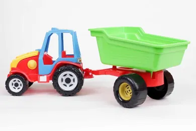 Traktor z przyczepą, pojazd rolniczy