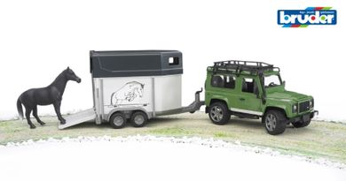 Bruder, Land Rover z przyczepą dla konia i figurką konia
