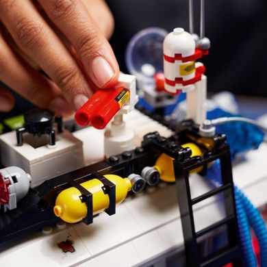 LEGO Icons, ECTO-1 Pogromców duchów, 10274
