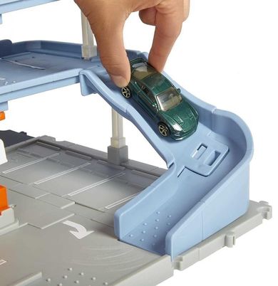 Matchbox, Action Drivers, Prawdziwe Przygody - Garaż, światło i dźwięk, zestaw