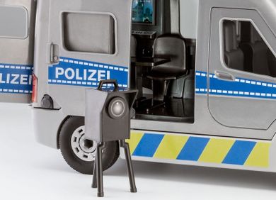 Revell, Junior Kit, Van policyjny, poazd do składania, 1:20