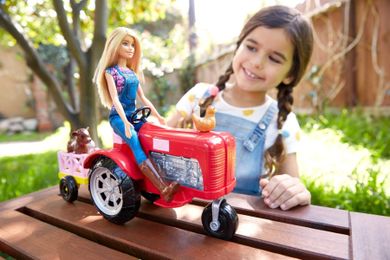 Barbie, Kariera, lalka farmerka i traktor, zestaw z akcesoriami