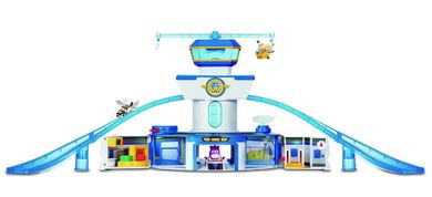 Cobi, Super Wings, Światowe lotnisko Jetta i Donnie