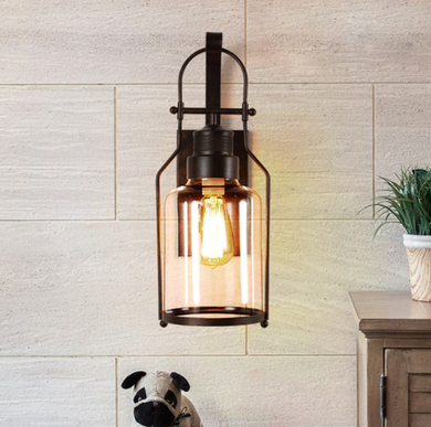 Lampa ścienna, kinkiet, latarnia