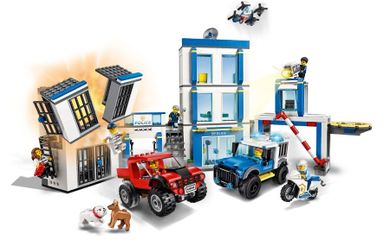 LEGO City, Posterunek policji, 60246