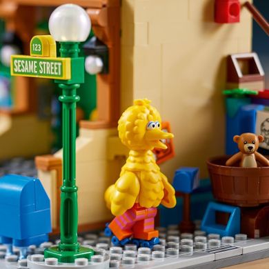 LEGO Ideas, 123 Sesame Street, 21324