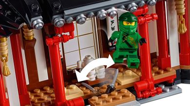 LEGO NINJAGO, Klasztor Spinjitzu, 70670