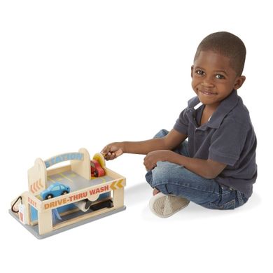 Melissa & Doug, stacja paliwowa z garażem