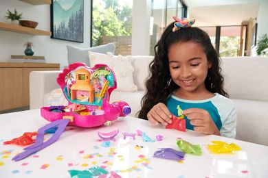Polly Pocket, Flaming Plażowa impreza, zestaw z figurkami i akcesoriami