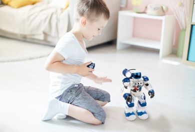 TM Toys, Patrol, robot zdalnie sterowany, zabawka interaktywna