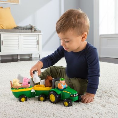Tomy, John Deere, traktor z akcesoriami