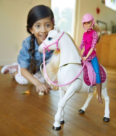 Barbie, Interaktywny koń, zestaw z lalką