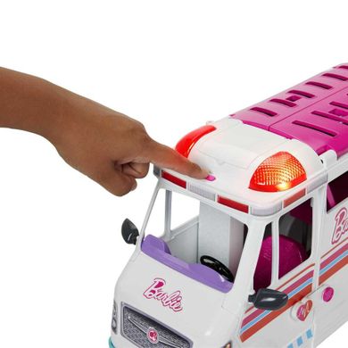 Barbie, Karetka - Mobilna klinika + lalka Fashionistas gratis
