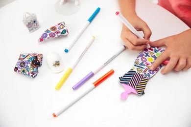 Barbie, Kolorowa Moda, zestaw kreatywny z lalką i akcesoriami