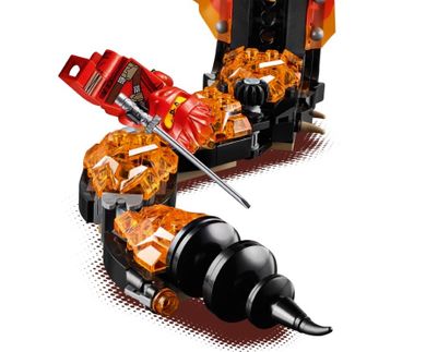 LEGO NINJAGO, Ognisty kieł, 70674