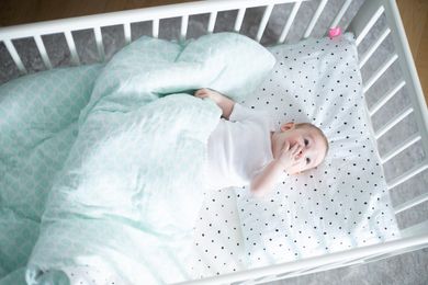 Motherhood, 2-częściowy komplet pościeli, muślin Pre-Washed, 100-135 cm, kropy musztardowe