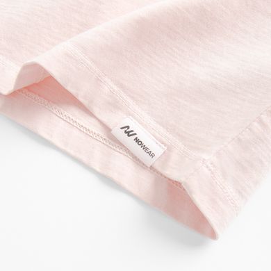 Różowy t-shirt o kroju cropp boxy NOWEAR