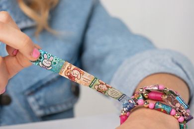 Sticki Rolls, Bransoletki z rolkami, bransoletka z albumem i naklejkami, 120 szt.