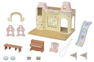 Sylvanian Families, Przedszkole zamkowe, zestaw prezentowy z figurkami i akcesoriami, 5670