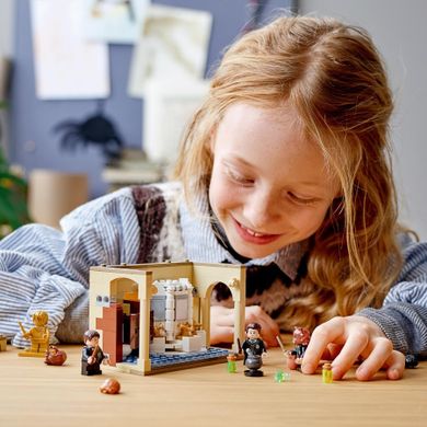 LEGO Harry Potter, Hogwart: pomyłka z eliksirem wielosokowym, 76386