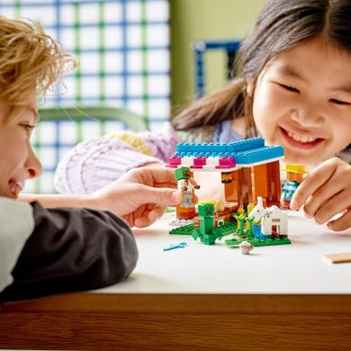 LEGO Minecraft, Piekarnia, 21184