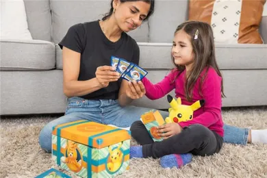 Pokemon TCG: Scarlet & Violet, Paldea Adventure Chest, gra karciana