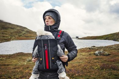 BabyBjörn, One Outdoors, nosidełko dla niemowląt, czarne