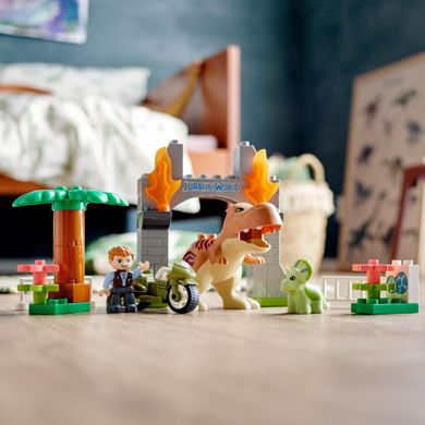 LEGO DUPLO Jurassic World, Ucieczka tyranozaura i triceratopsa, 10939