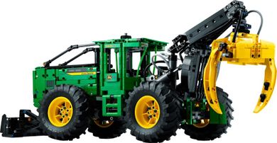 LEGO Technic, Ciągnik zrywkowy John Deere 948L-II, 42157
